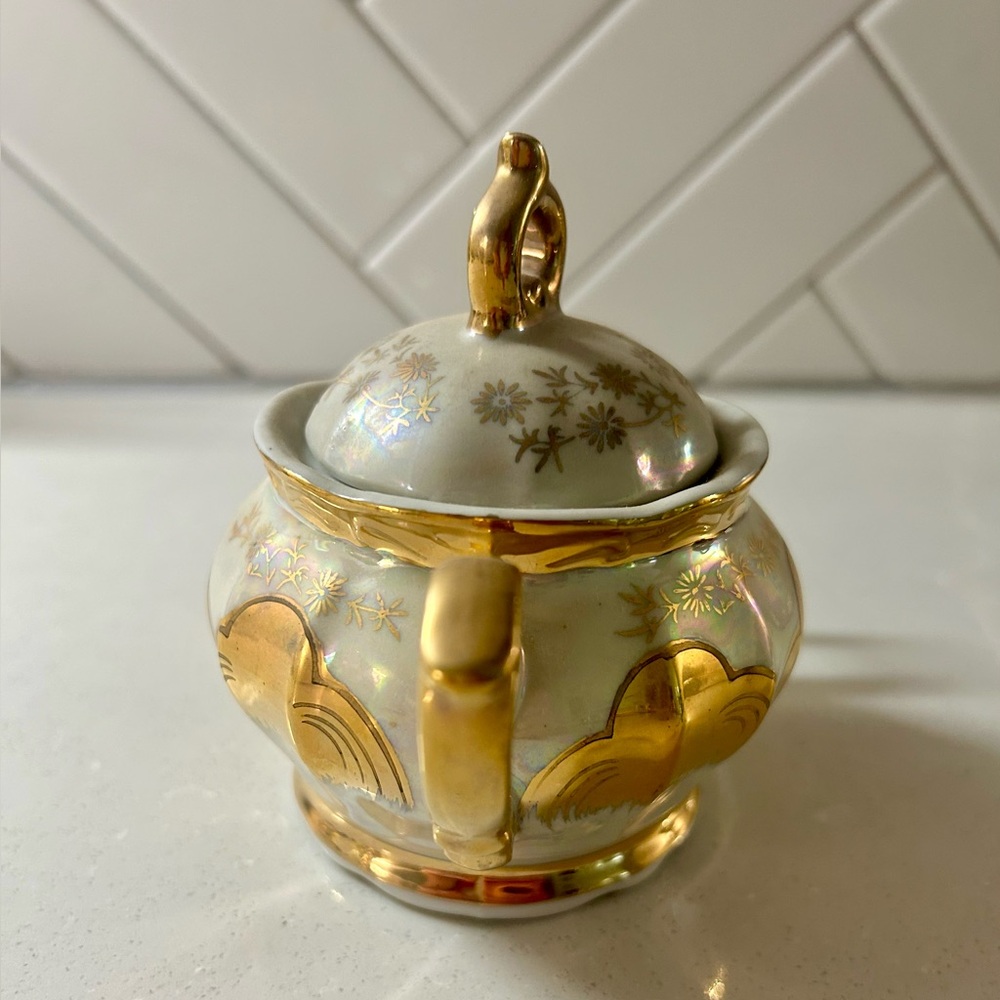 Elegant Gold-Trim Porcelain Tea Set - 3-Piece Coffee/Tea Service - Picture 10 of 16